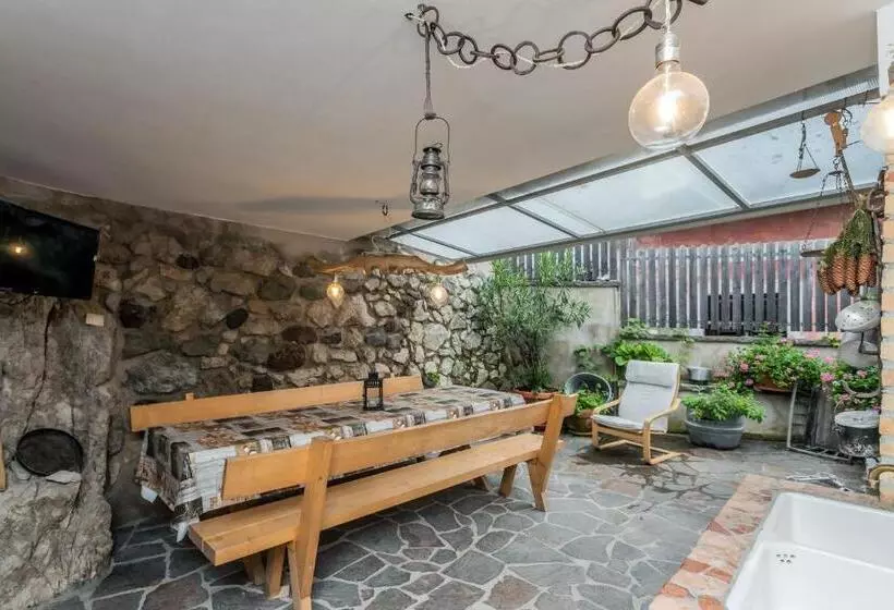 ホテル Agritur E Cinque