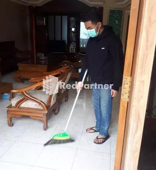 Hotelli Bromo Indah Lestari Homestay Mitra Reddoorz