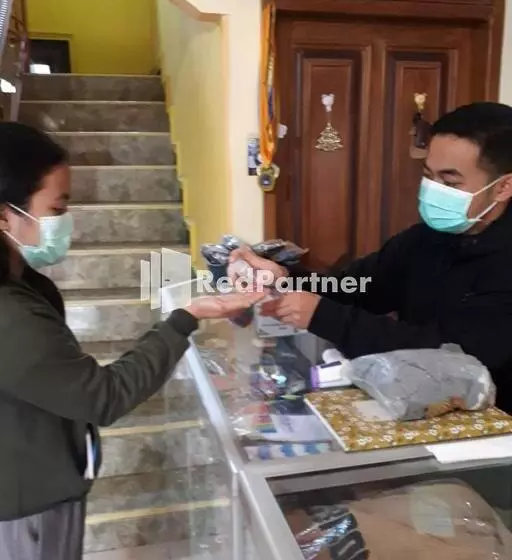 Hotelli Bromo Indah Lestari Homestay Mitra Reddoorz