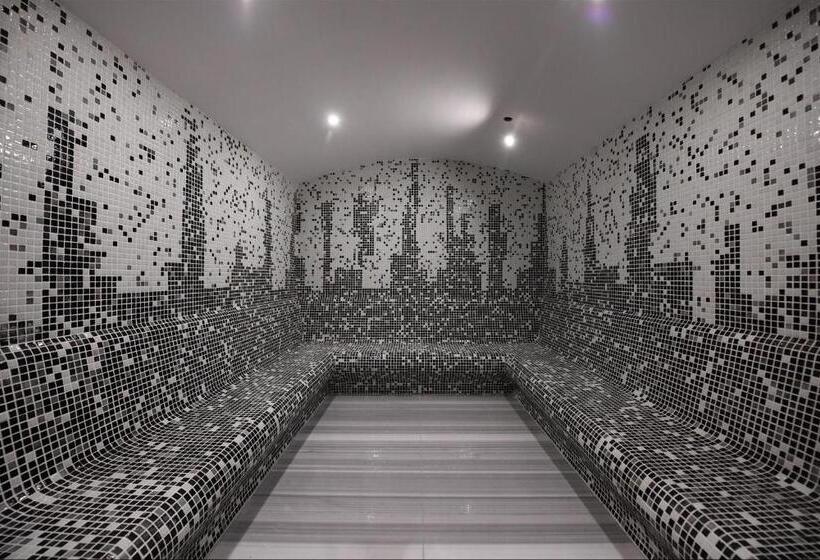 هتل Crowne Plaza Ankara, An Ihg