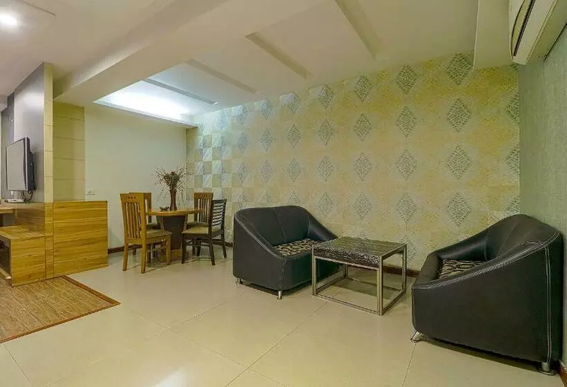 Fabhotel Prime Z Grand