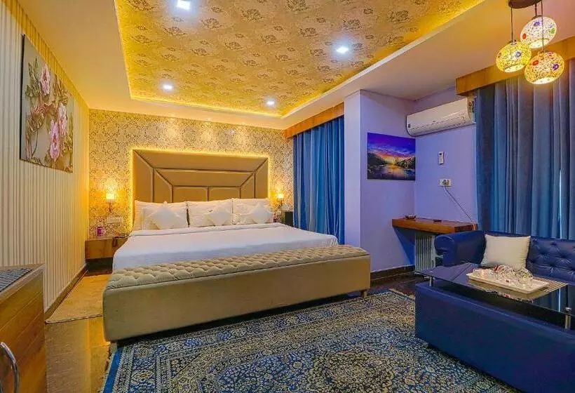 Fabhotel Prime Z Grand
