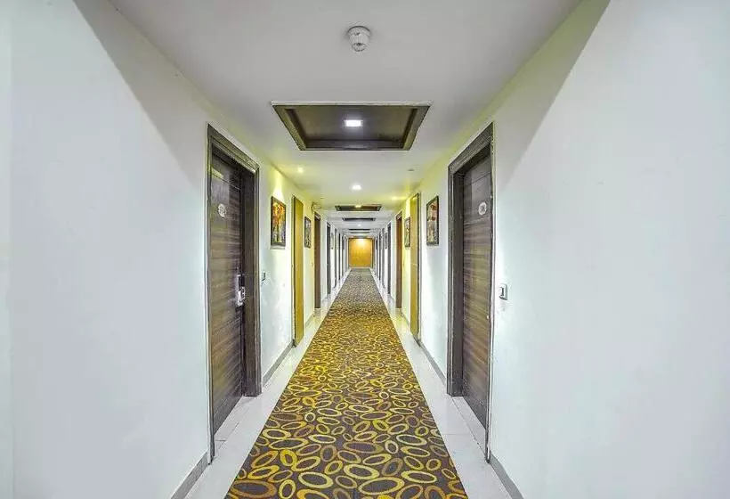 Fabhotel Prime Z Grand