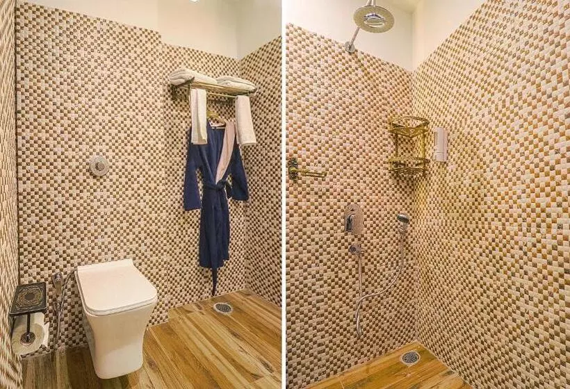 Fabhotel Prime Z Grand