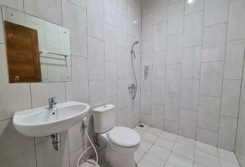 Hotelli Graha Martadinata Syariah Mitra Reddoorz