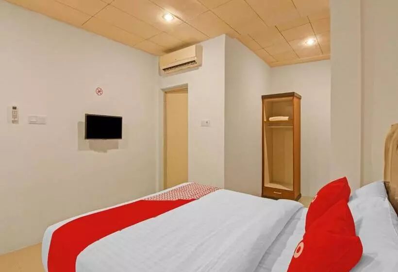ホテル Oyo 90561 Paris Street Residence Syariah