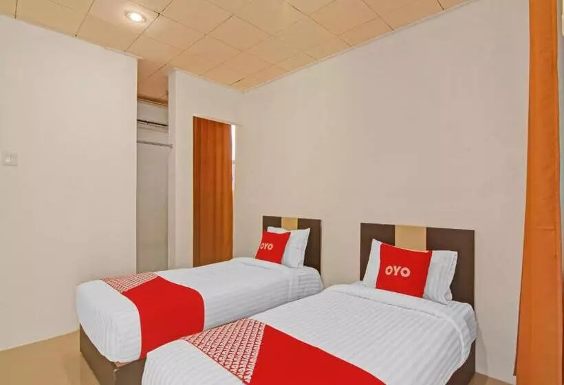 ホテル Oyo 90561 Paris Street Residence Syariah