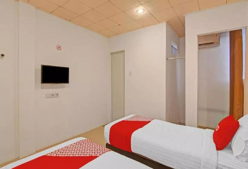 ホテル Oyo 90561 Paris Street Residence Syariah