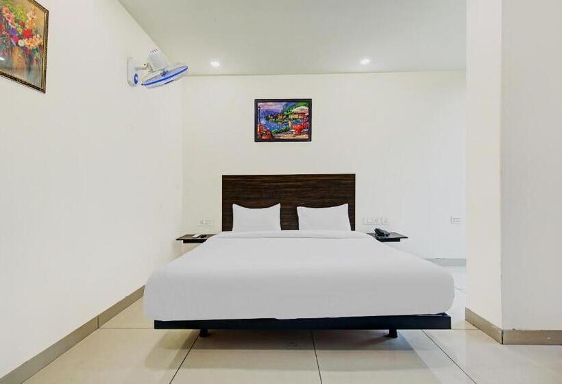 Townhouse 1260 Hotel Kinsfolk Inn