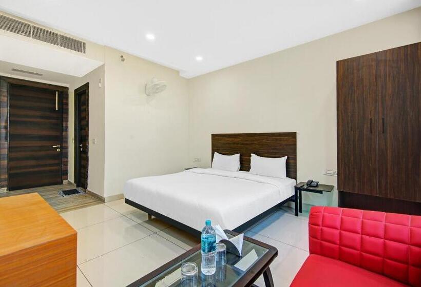 Townhouse 1260 Hotel Kinsfolk Inn