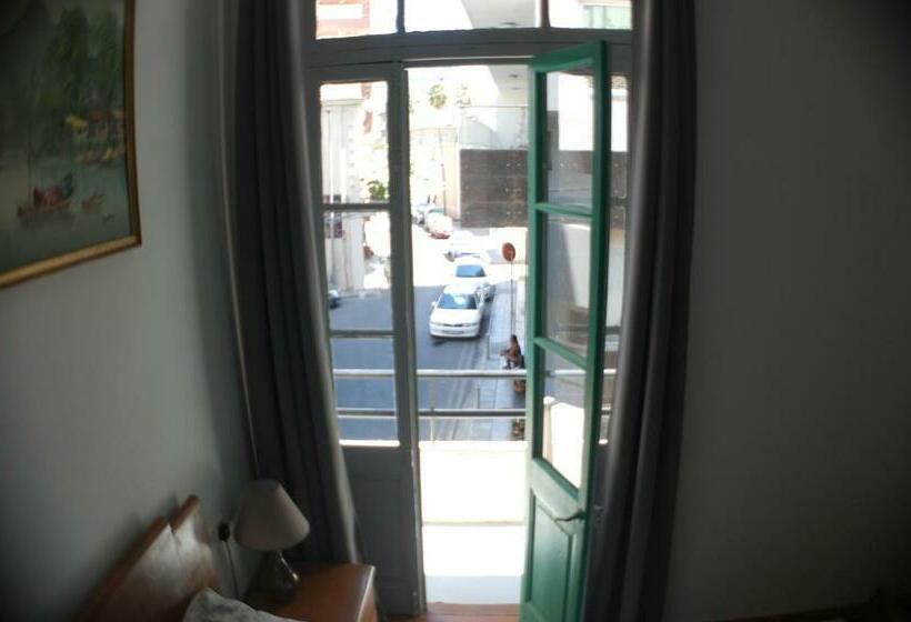 پانسیون Harrys Inn Guesthouse