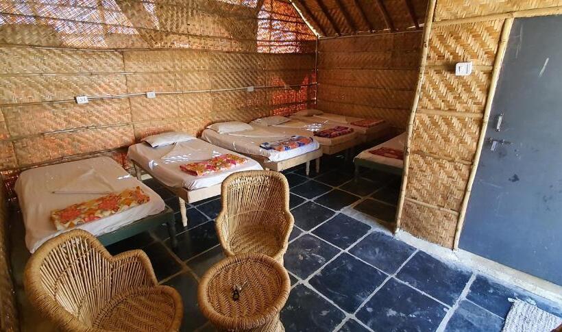 بنسيون Lazy Panda