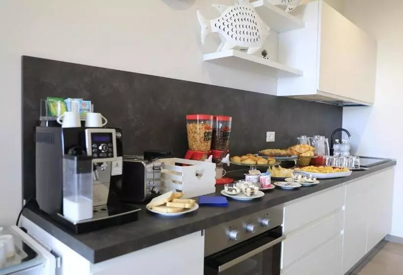Baia Azzurra B&b