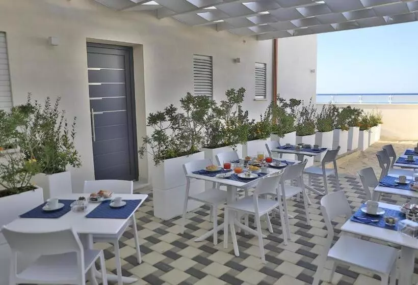 Baia Azzurra B&b