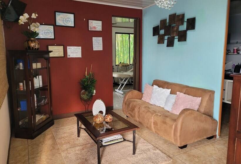 בית מלון כפרי Cabinas Piedra Luna