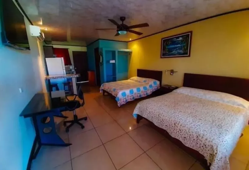 Hotelli Cabinas Piedra Luna