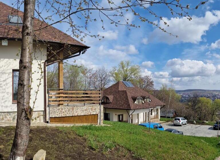 هتل Provence Suceava