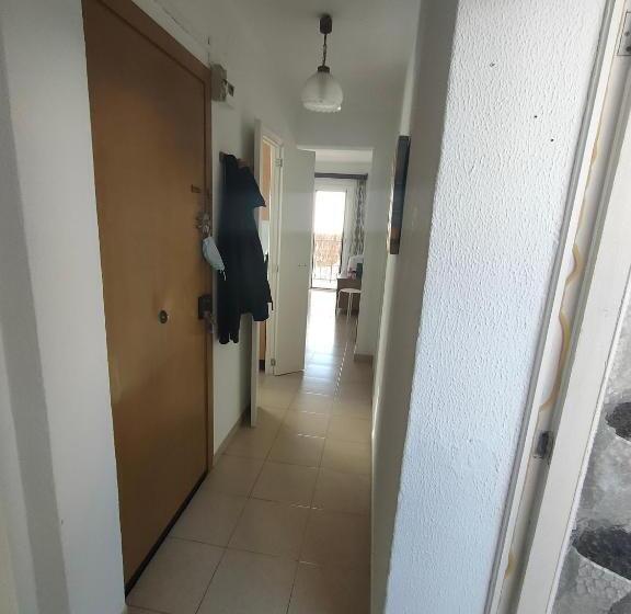 پانسیون Camera Privata Singola In Appartamento, Bagno In Comune, Aria Condizionata Caldo Freddo, Wifi, Tv