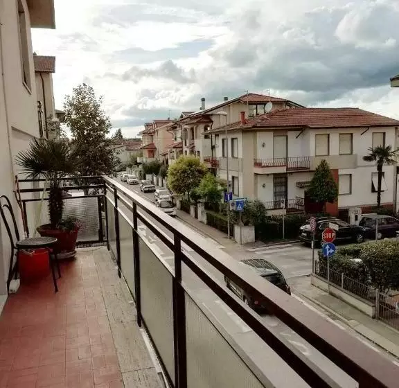 پانسیون L Alloggio Di Anna Maria. Camera Con Bagno Privato