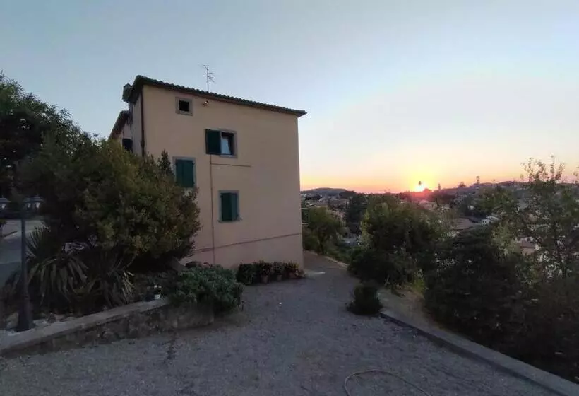 ペンション Le Stanze Della Terrazza Sul Borgo