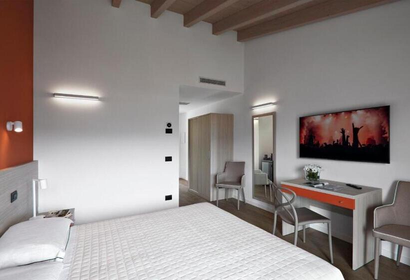 Residence Caffe Maya