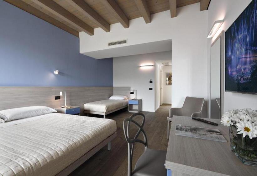 Residence Caffe Maya