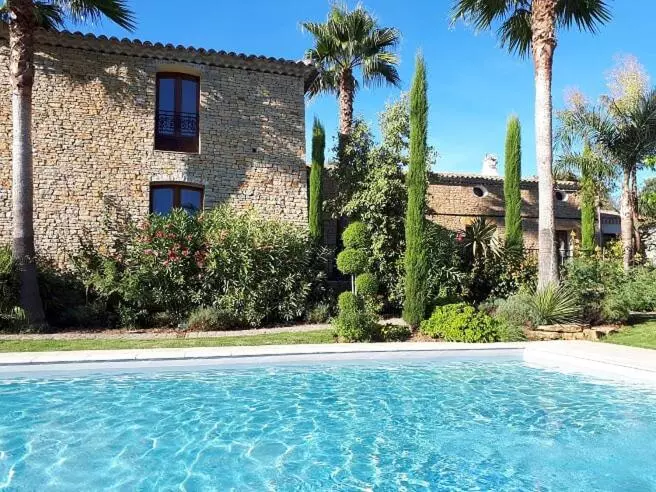 Aamiaismajoitus (B&B) La Bastide De L Oliveraie