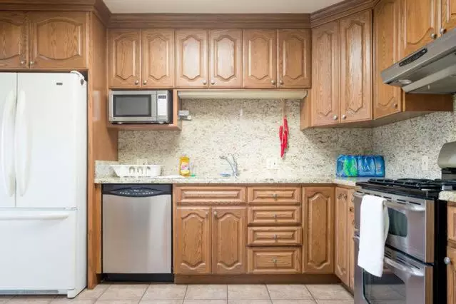 Hostel Style Shared Room