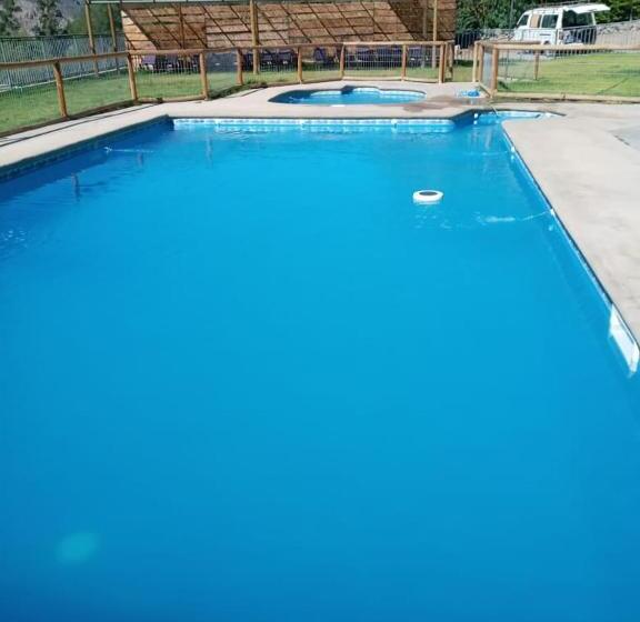 Hotelli Cabañas Rivadavia Spa