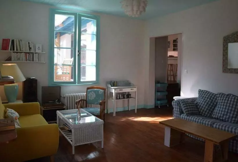 ペンション La Villa Tamaris Maison à Partager