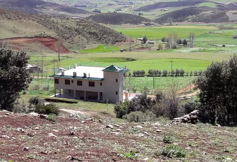 Majatalo Le Chêne D´azrou