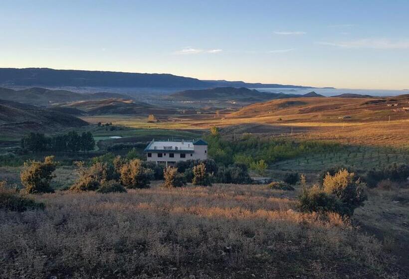 ペンション Le Chêne D´azrou