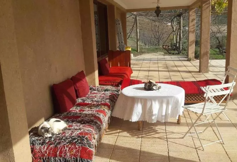 Majatalo Le Chêne D´azrou