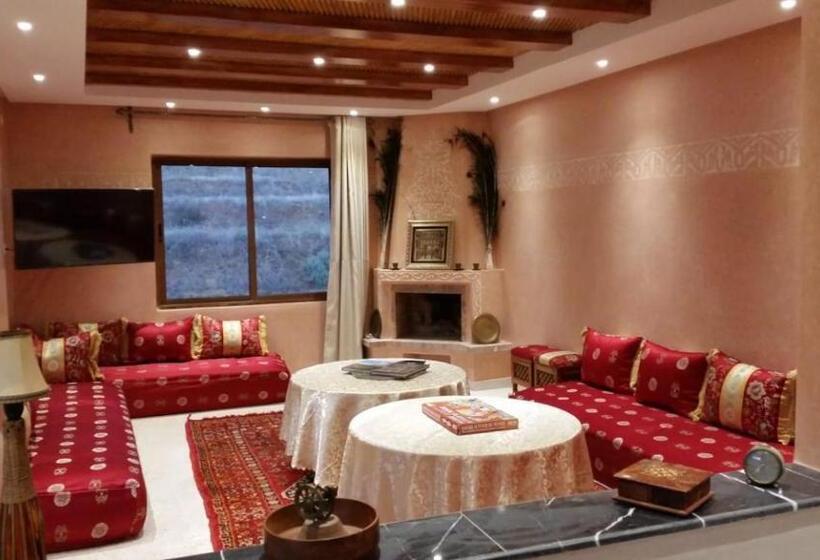 ペンション Le Chêne D´azrou