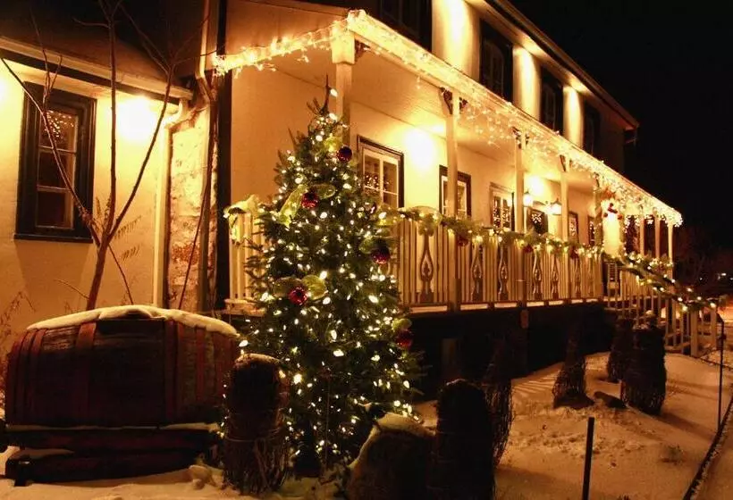 Les Ancêtres Auberge & Restaurant