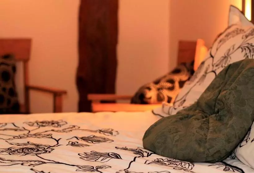 Les Ancêtres Auberge & Restaurant