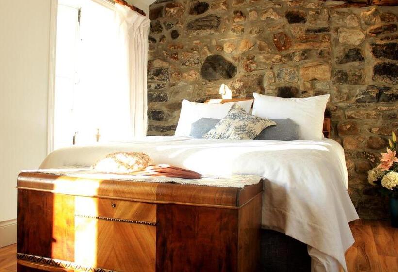 ユースホステル Les Ancêtres Auberge & Restaurant