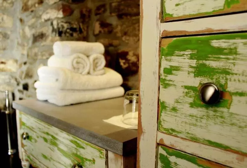 Les Ancêtres Auberge & Restaurant