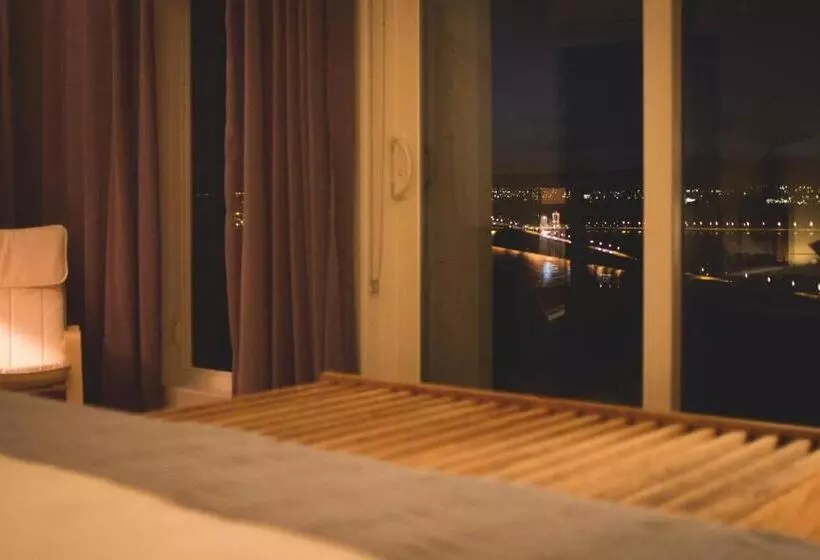 Les Ancêtres Auberge & Restaurant