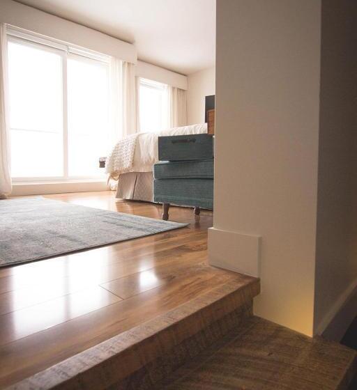 ユースホステル Les Ancêtres Auberge & Restaurant