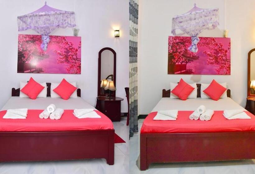 Vandrarhem Sayare Inn