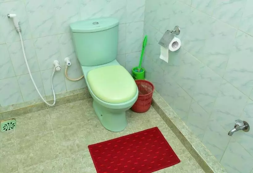 Retkeilymaja Sayare Inn