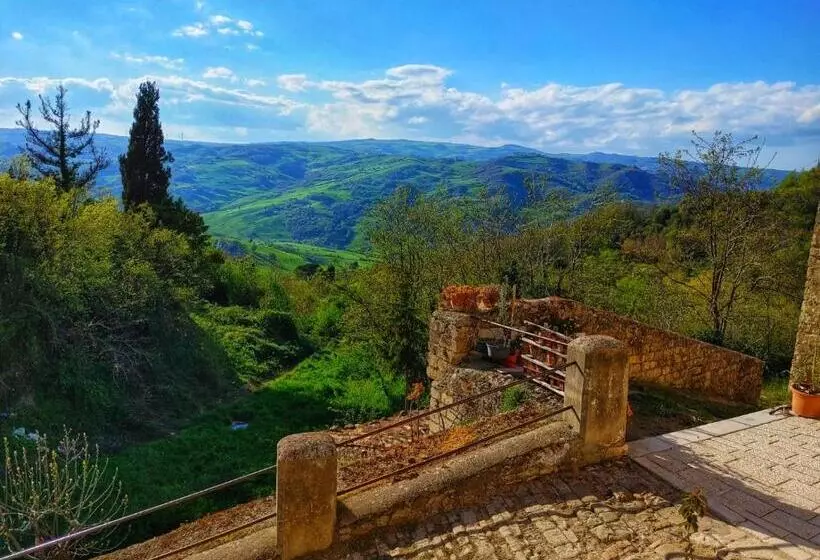 Bed and Breakfast Borgo Sciugolo
