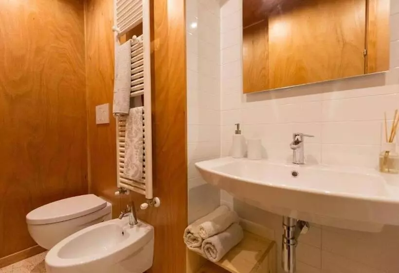 Aamiaismajoitus (B&B) Da Concavo E Convesso