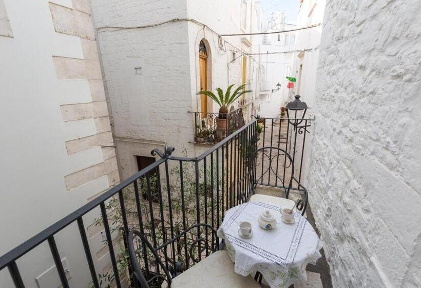 تختخواب و صبحانه Da Concavo E Convesso