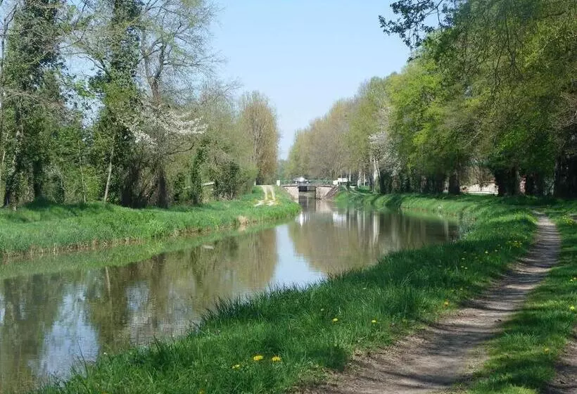 Aamiaismajoitus (B&B) Les Malvaux