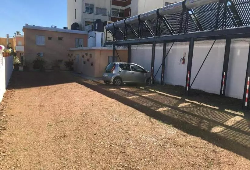 Hotel Danae