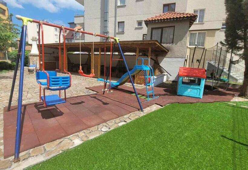 هتل Guesthouse Iceberg