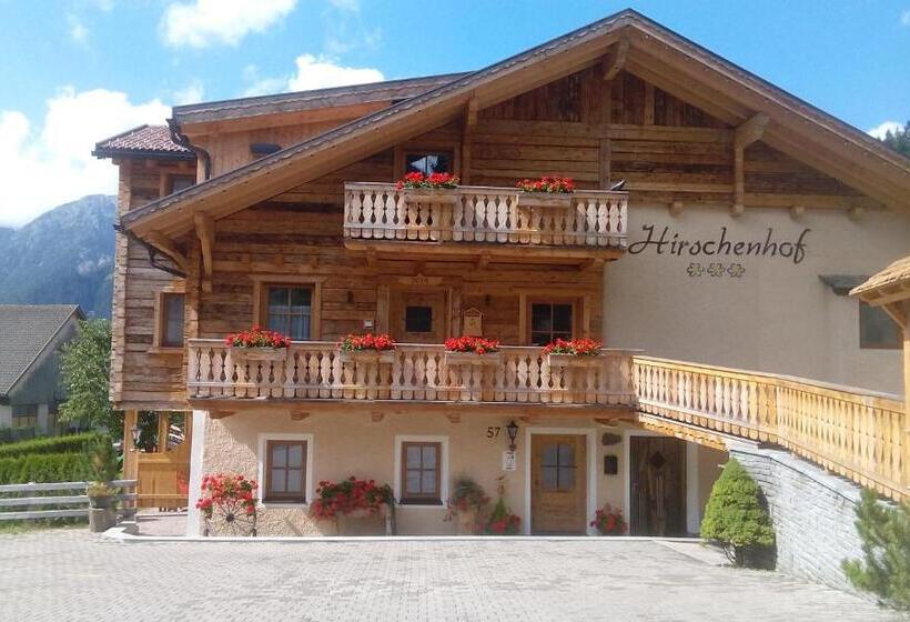 ホテル Hirschenhof