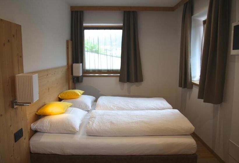 膳宿费 Ciasa De Lenz